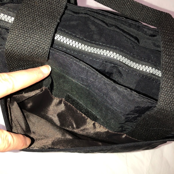 NWOT ZYSUN Nylon Crossbody Zip Closure Lightweight Waterproof Black Tote Handbag - Picture 9 of 15